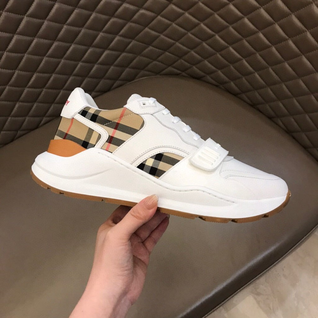 B*URBERRY SHOES